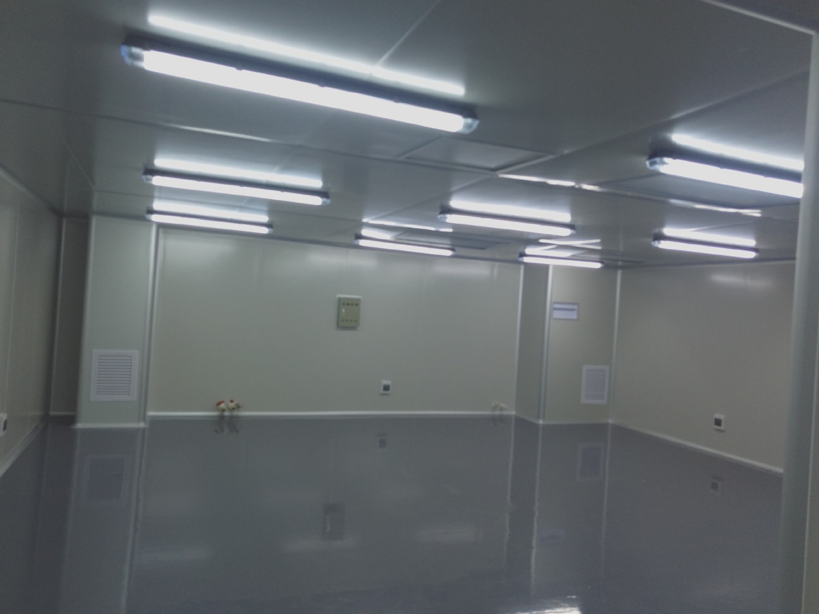 東莞無塵凈化工5.jpg 東莞無塵凈化工5.jpg